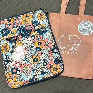 IVORY ELLA Happy Floral 13in. Laptop Case NWT